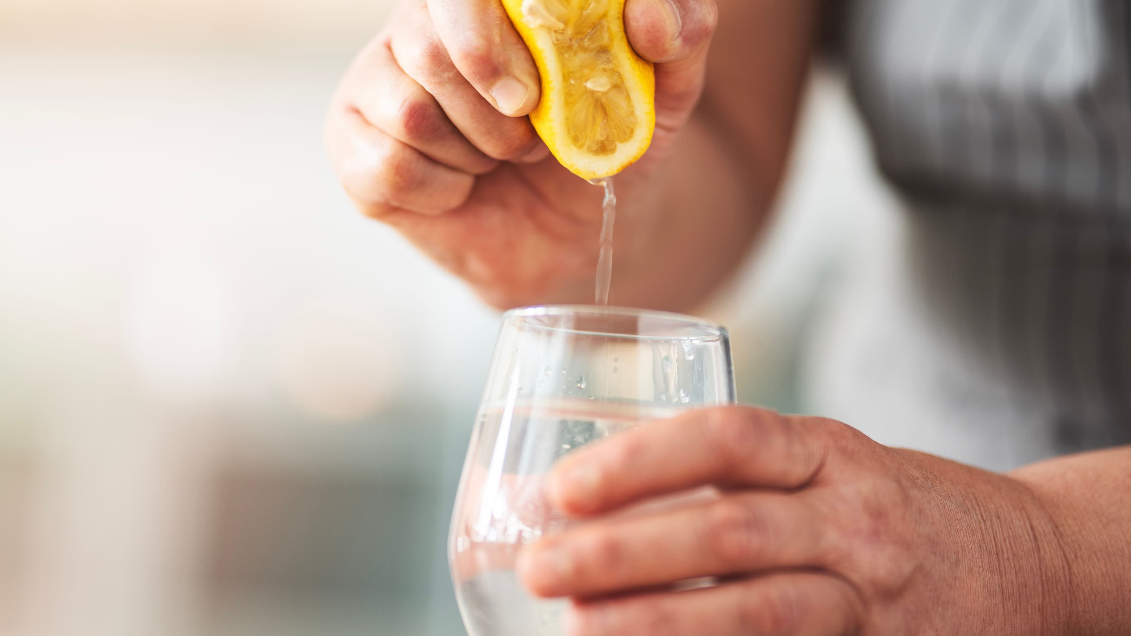 The 8 Best Liver Detox Drinks Backed by Science