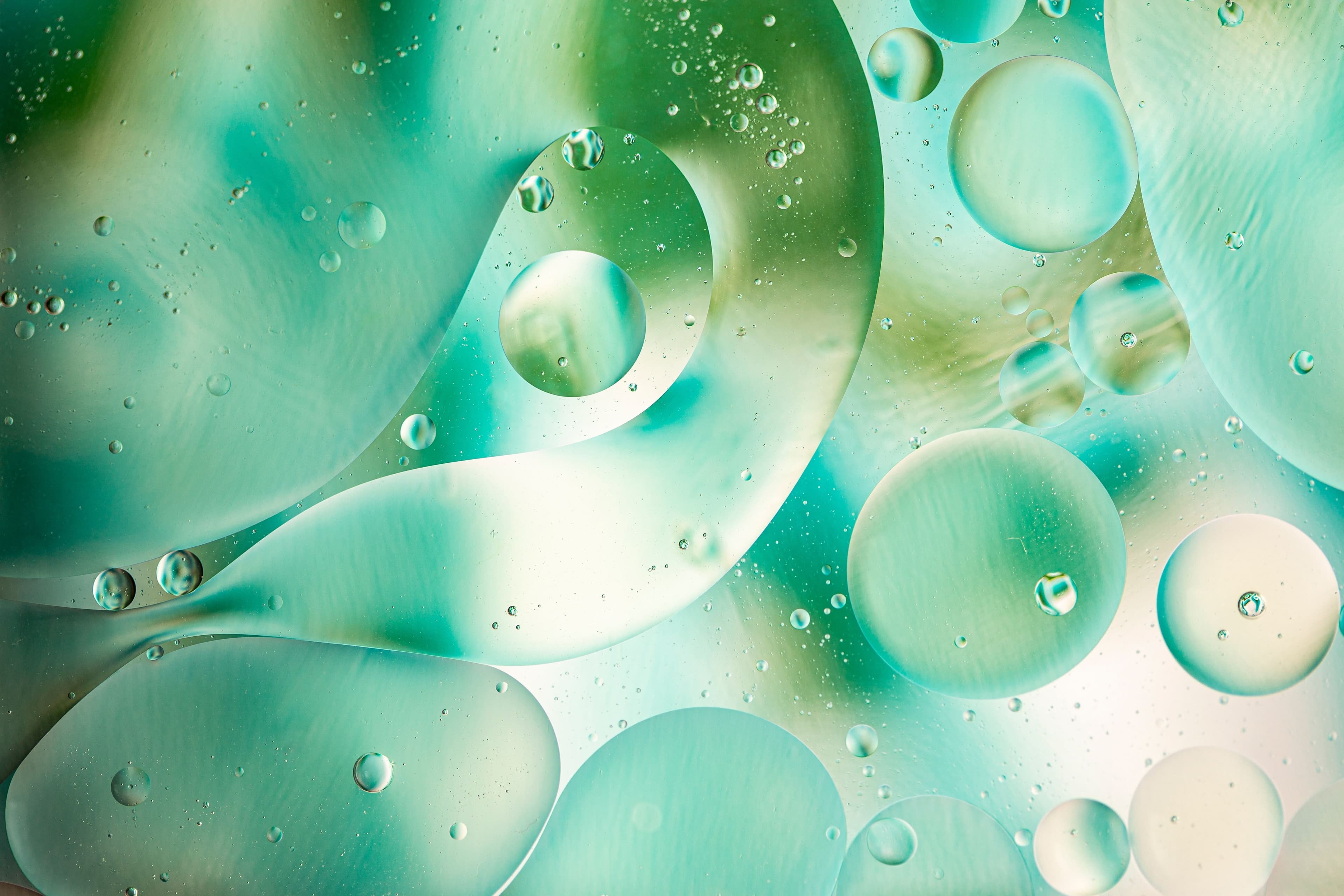 15 Weird Symptoms of Low Estrogen (And Why They Happen)